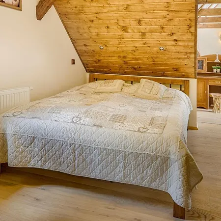 Holiday home Exkluzivni Podjestedka S Grilem A Saunou *