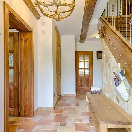 Holiday home Exkluzivni Podjestedka S Grilem A Saunou Svetla pod Jestedem