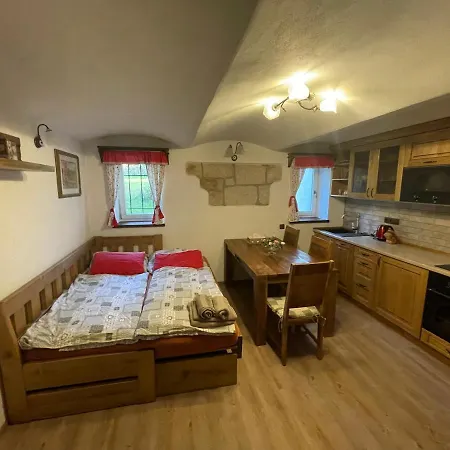 Holiday home Exkluzivni Podjestedka S Grilem A Saunou *