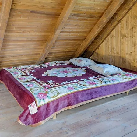 Holiday home Exkluzivni Podjestedka S Grilem A Saunou Svetla pod Jestedem