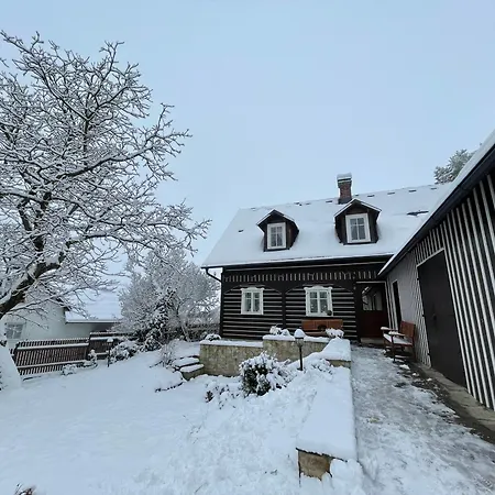 Holiday home Exkluzivni Podjestedka S Grilem A Saunou Svetla pod Jestedem